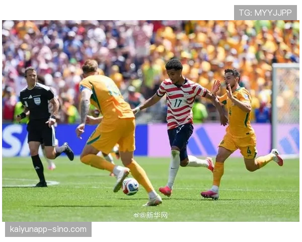 美国2-0澳大利亚提前晋级，弗里曼进球为何值得关注